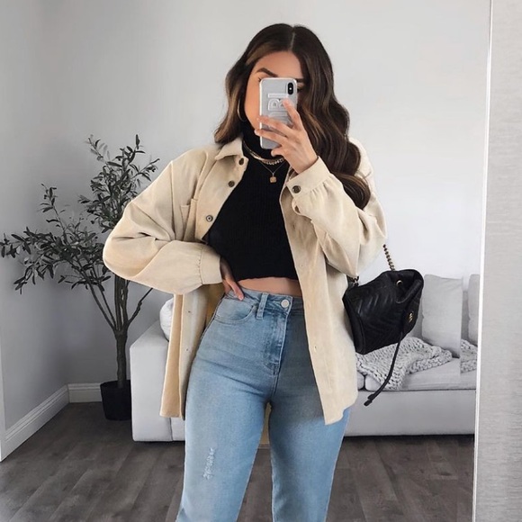 Tops - Black Ribbed Cropped Turtle Neck